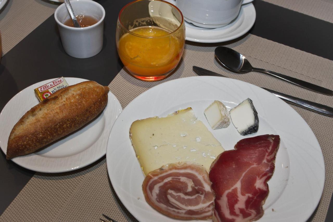 Bourquin Hotel - Lycee Hotelier Christian Bourquin أرجيليه- سور- مير المظهر الخارجي الصورة